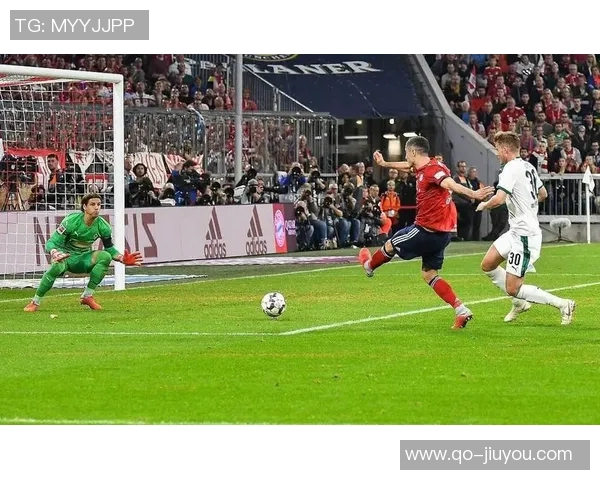 拜仁大巴遇交通拥堵官方宣布拜仁对门兴比赛延迟十五分钟开球